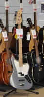 Fender Player Jaguar Bass Maple Neck Silver